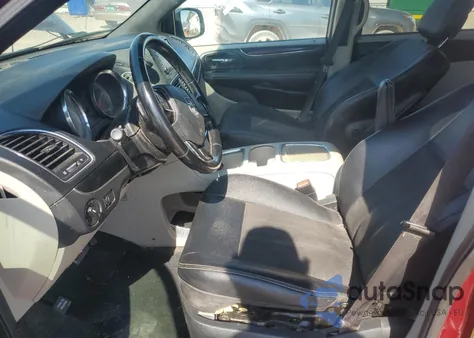 2020 Dodge Grand Caravan Sxt z USA, uszkodzony, nr VIN 2C4RDGCG5LR152749